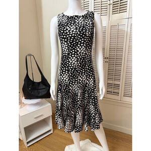 Women's Haani Black & White Geometric Sleeveless Dress M